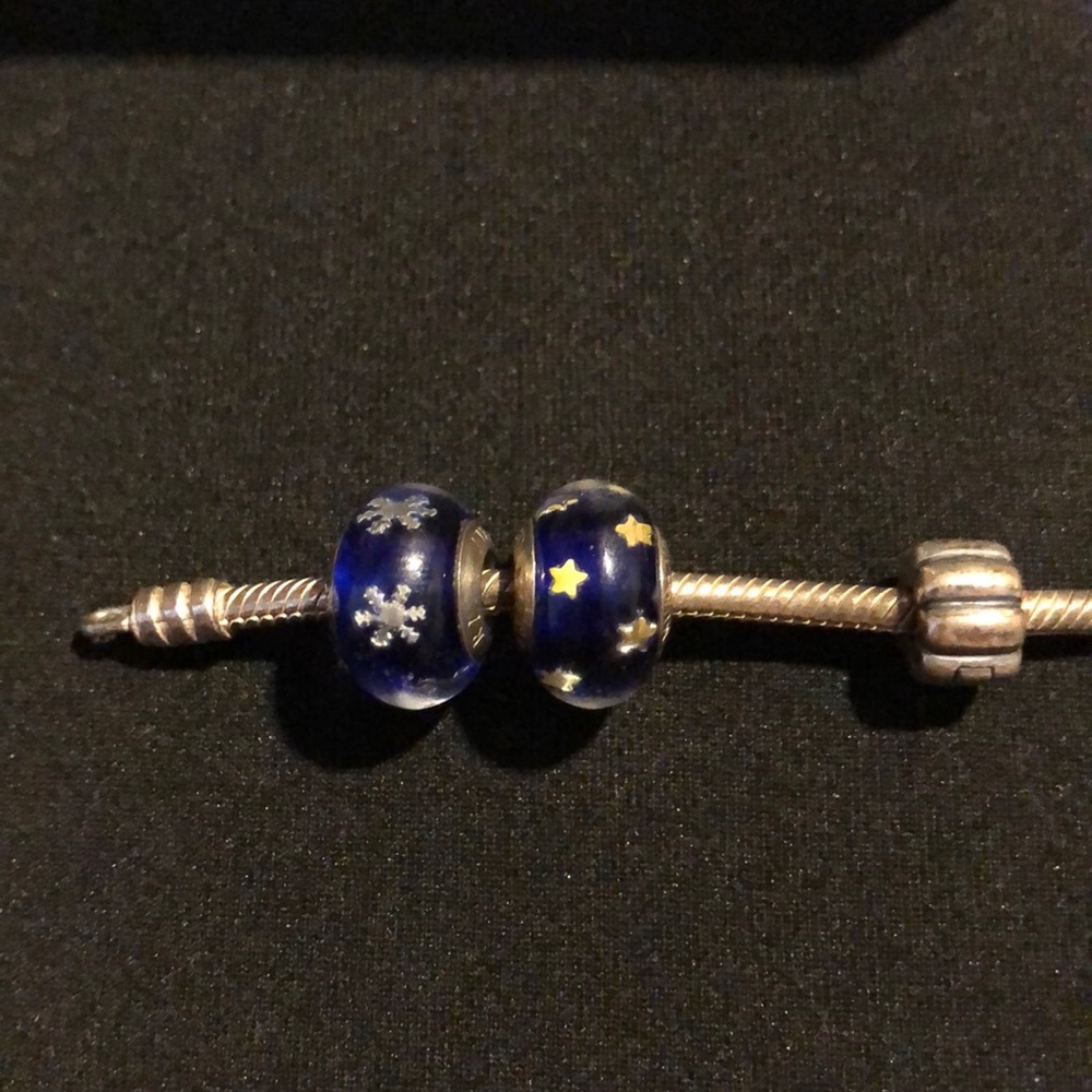 Stars and Snowflake Kay Jewler charm